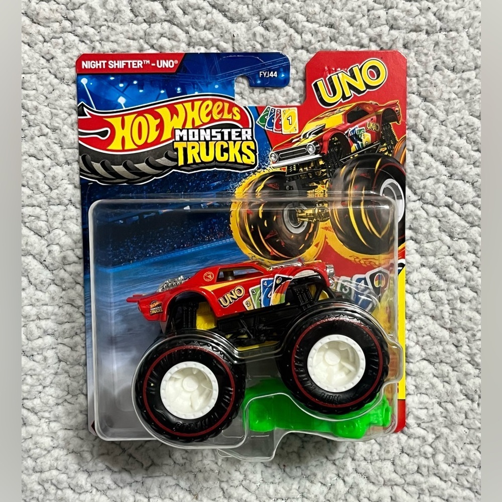 Hot Wheels Monster Trucks Night Shifter - Uno Treasure Hunt die-cast vehicle